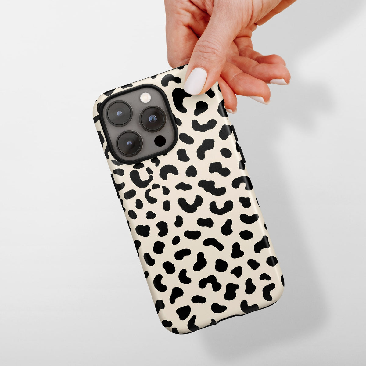 Cream Leopard — 03 in hand